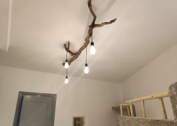 Grey Naxos Gæstehus 4*