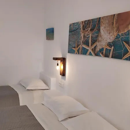 בית הארחה Grey Naxos Naxos City