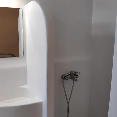 Grey Naxos Pensión 4*