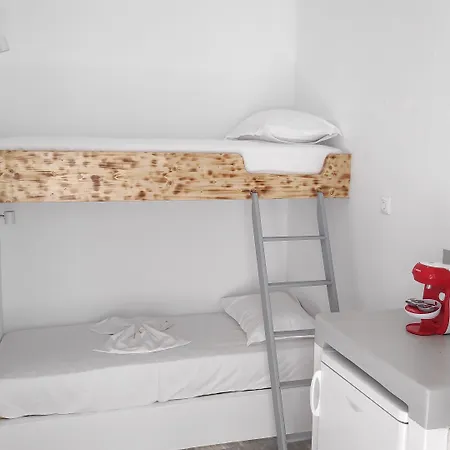 Grey Naxos Pensión Naxos City